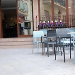 Hotel Queens - Adults Only