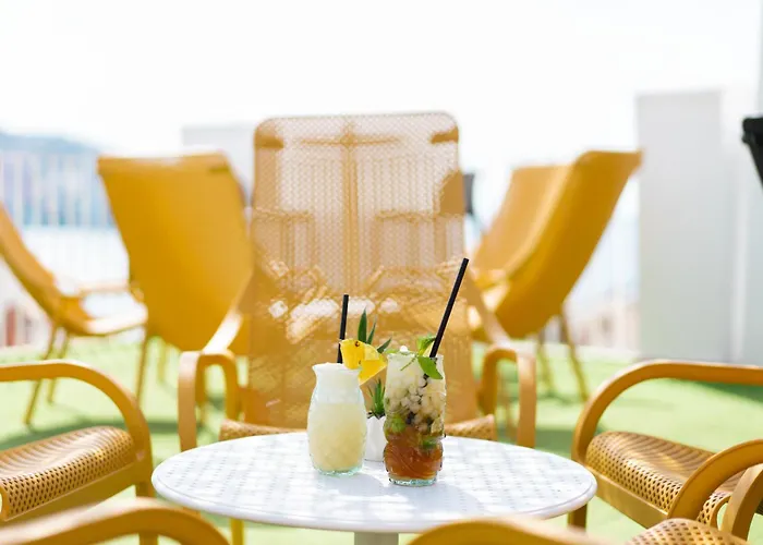 Hotel Queens - Adults Only 2*