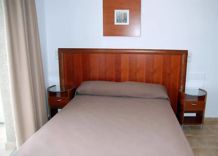 Hotel Queens - Adults Only