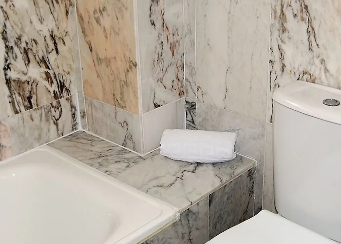 Queens - Adults Only Hotel 2*