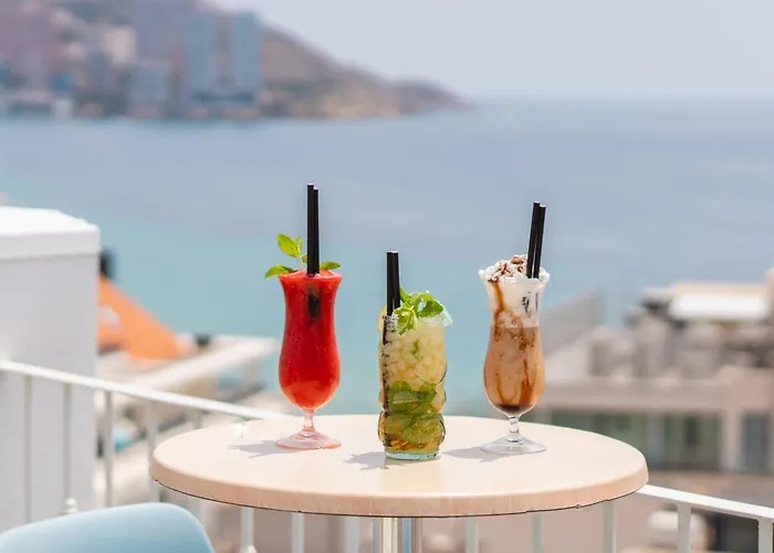 Hotel Queens - Adults Only 2*