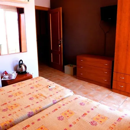 Hotel Queens - Adults Only 2*