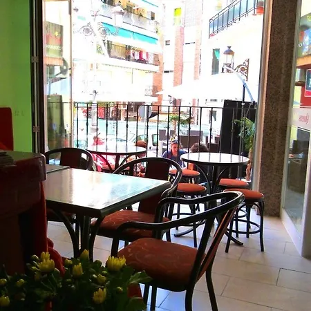 Hotel Queens - Adults Only